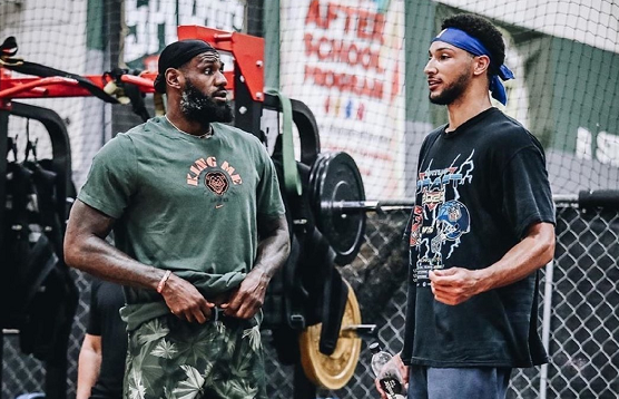 界对他的长 界对他的长