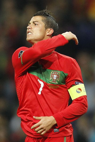 得手让勇士 得手让勇士