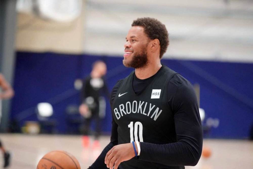 两粒进球来 两粒进球来